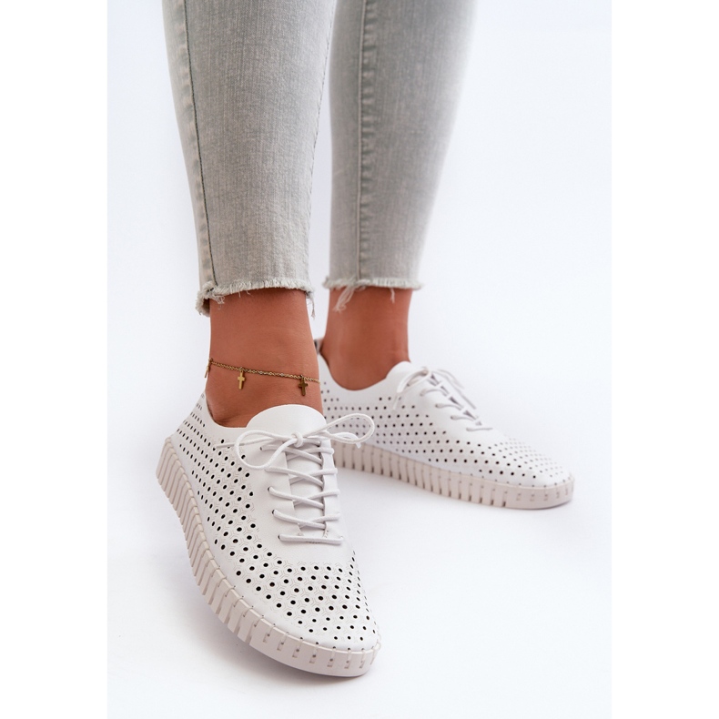 Deportivas Mujer de Piel con Estampado Calado, Blanco Ilvima 2 Deportivas Mujer de Piel con Estampado Calado, Blanco Ilvima 2
