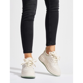 Zapatillas de mujer negras con suela gruesa. beige 2 Zapatillas de mujer negras con suela gruesa. beige 2