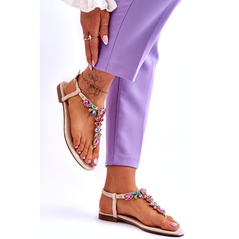 Sandalias chanclas de ante beige con pedrería 3