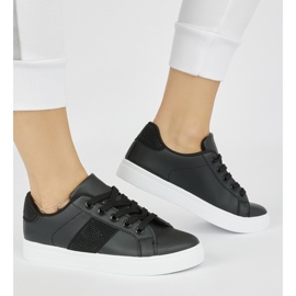 Zapatillas negras en la plataforma negro 1