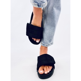 Babuchas de nailon negro Cueto 1