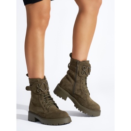 Trabajadoras de ante con cordones verde oscuro 1
