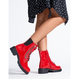 Botas obreras de charol rojo 2