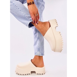 Zuecos Ernest de espuma beige 5