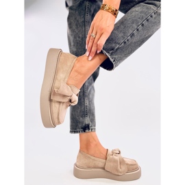 Mocasines Tempelton de ante caqui con lazo beige 5