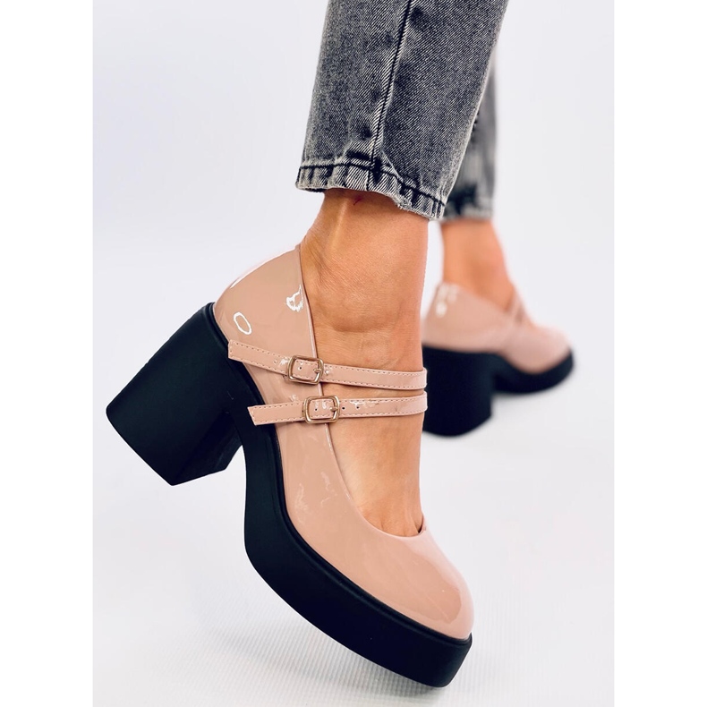 Salón Lorai caqui tacón ancho beige 2 Salón Lorai caqui tacón ancho beige 2