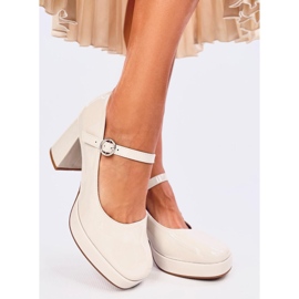 Sorel Zapatos de tacón con plataforma beige 1 Sorel Zapatos de tacón con plataforma beige 1