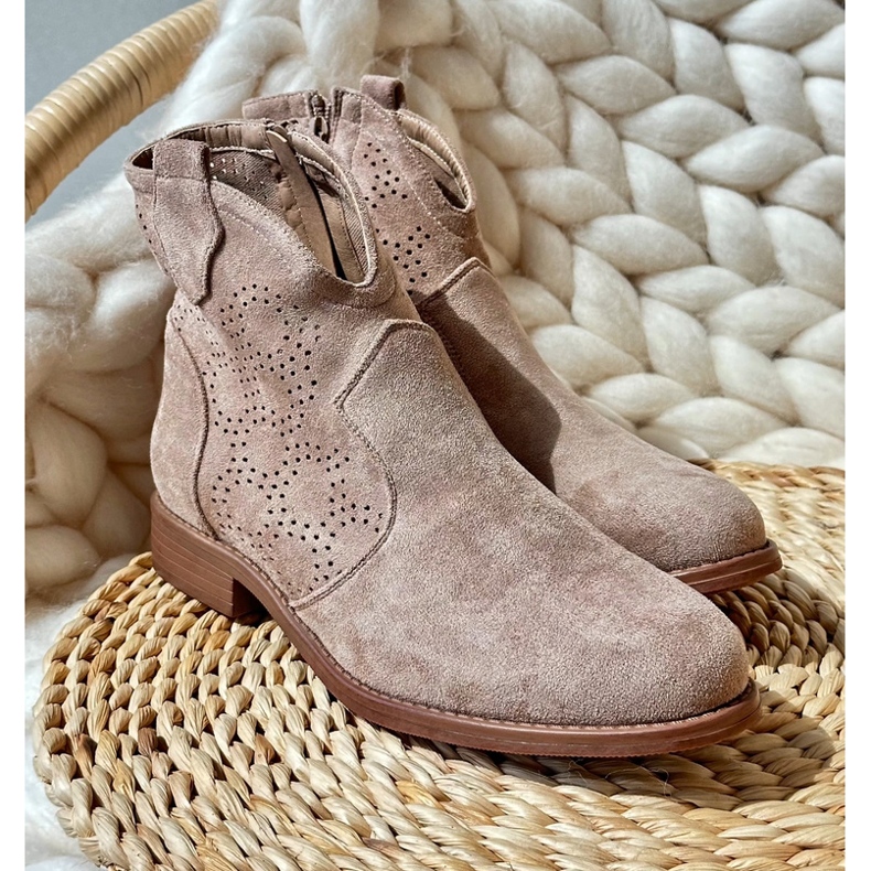 Botas Caladas De Mujer Con Tacón Plano Beige S.Barski HY66-151 1 Botas Caladas De Mujer Con Tacón Plano Beige S.Barski HY66-151 1