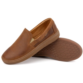 Zapatos slip-on para hombre fabricados en piel natural POLBUT 2124 camel marrón 3