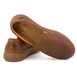 Zapatos slip-on para hombre fabricados en piel natural POLBUT 2124 camel marrón 4