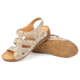 Olivier Sandalias de mujer con velcro, modelo 0853, color marrón con motivo floral. 4