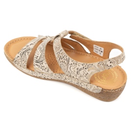 Olivier Sandalias de mujer con velcro, modelo 0853, color marrón con motivo floral. 6