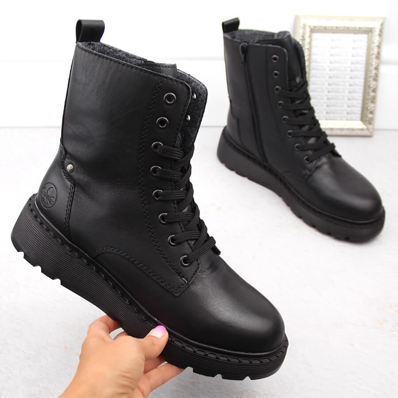 Botas de mujer de piel con aislamiento Rieker negro 70401-00 2