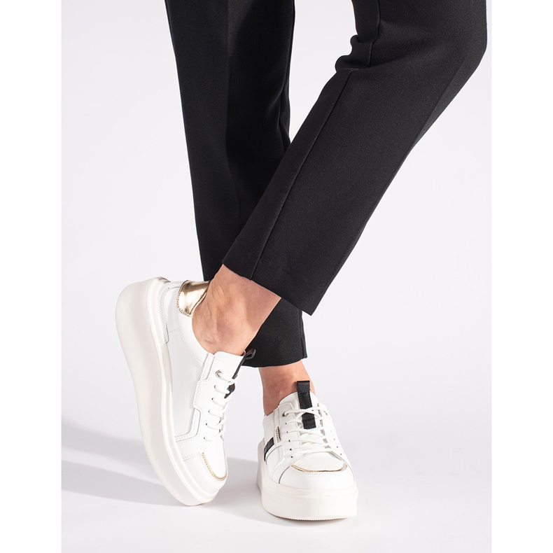 Zapatillas de piel con plataforma blanca. blanco 1