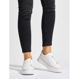 Deportivas blancas caladas de piel de Sergio Leone blanco 2