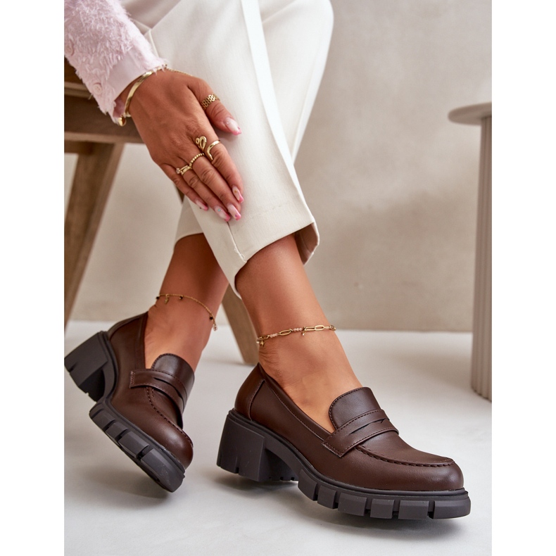 Zapatos de Mujer de Tacón Bajo Fabricados en Piel Ecológica, Marrón Oscuro Menloa 2