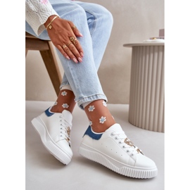 Zapatillas bajas de ecopiel con pins Cillione blancos y azules 2