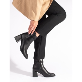 Botines negros elegantes de mujer. 3