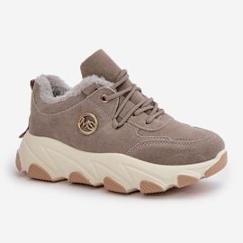 Zapatillas deportivas de mujer con cordones aislados en la plataforma, gris y blanco 4