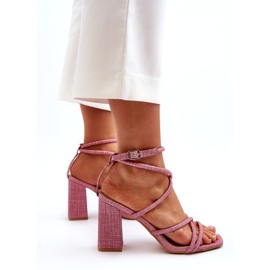 Sandalias para mujeres en la publicación rosa rosa 3