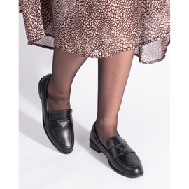 Mocasines de mujer elegantes negros. 2