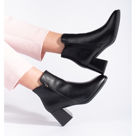 Botines negros de tacón para mujer. 2