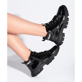 Botines de mujer de charol negro de Sergio Leone 1 Botines de mujer de charol negro de Sergio Leone 1