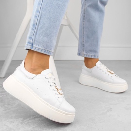 Zapatos de mujer de piel con plataforma y osito, blanco Vinceza 66641 5