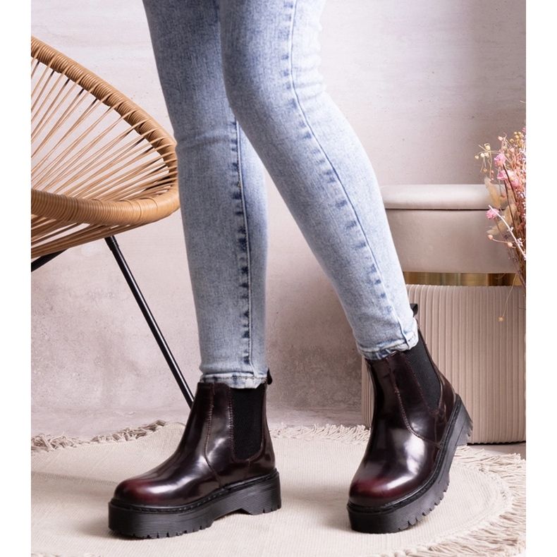 Botas de plataforma burdeos de Lessaya rojo 1 Botas de plataforma burdeos de Lessaya rojo 1