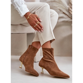 Botas de tacón alto de mujer de ante ecológico con puntera puntiaguda Irithare camel marrón 8