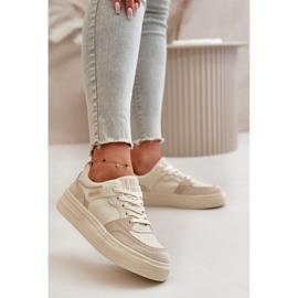 Zapatillas Bajas de Mujer Fabricadas en Piel Ecológica Big Star OO274029 Beige 9