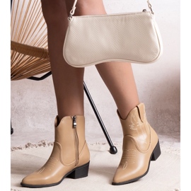 Botas cowboy beige de Madia 2
