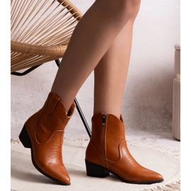 Botas cowboy de tacón alto marrones de Madia marrón 1 Botas cowboy de tacón alto marrones de Madia marrón 1