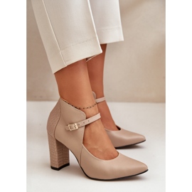 Zapatos De Salón De Piel Con Puntera En Punta Y Tacón Alto Beige Laura Messi 2832 2