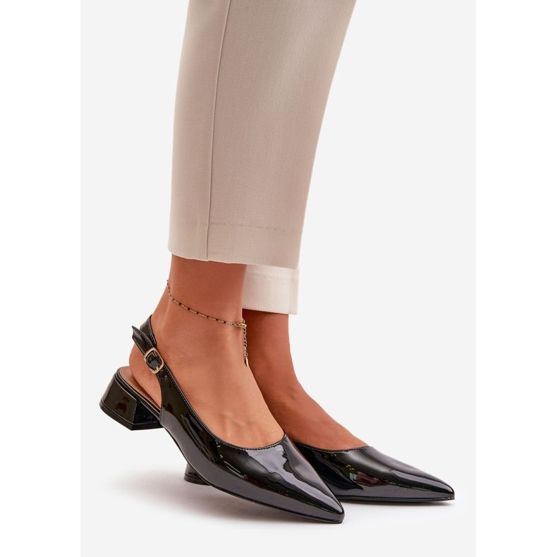 Bailarinas de tacón bajo Anarinne en charol negro con puntera en punta 1