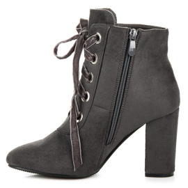 Bestelle Elegantes botas atadas gris 5