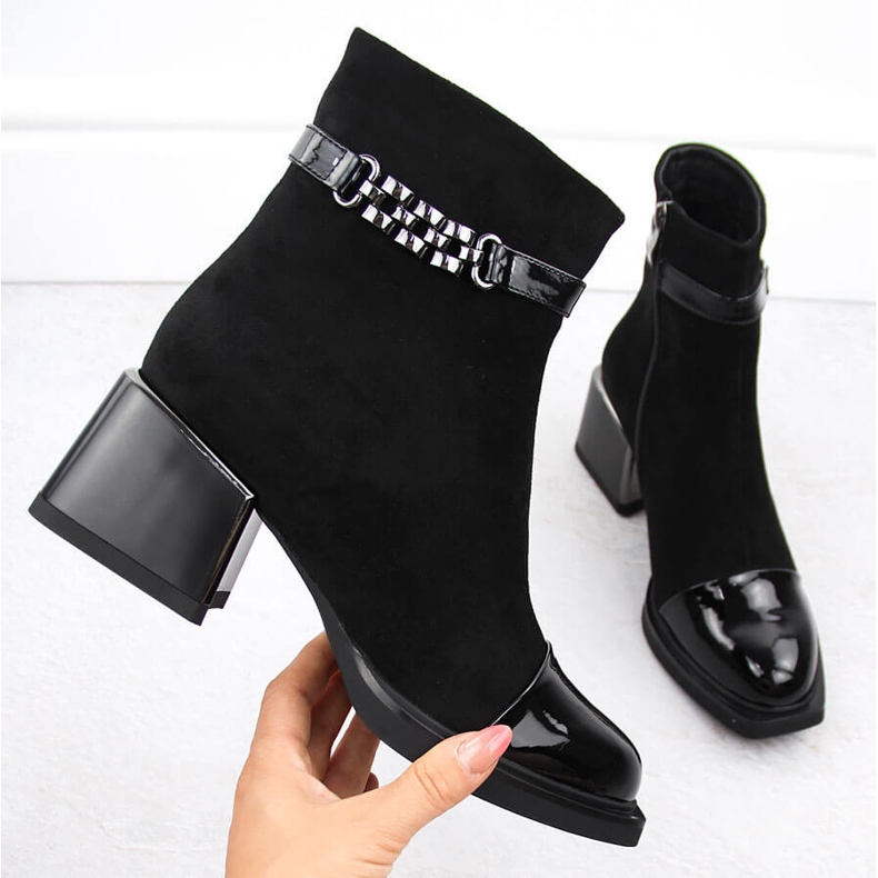 Botines de mujer con tacón decorativo negro D&amp;A S.Barski Premium Collection MR880-018 1