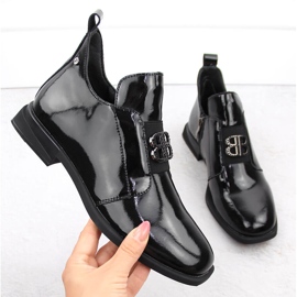 Botines de mujer de charol con decoración, negro Filippo DBT4763 1