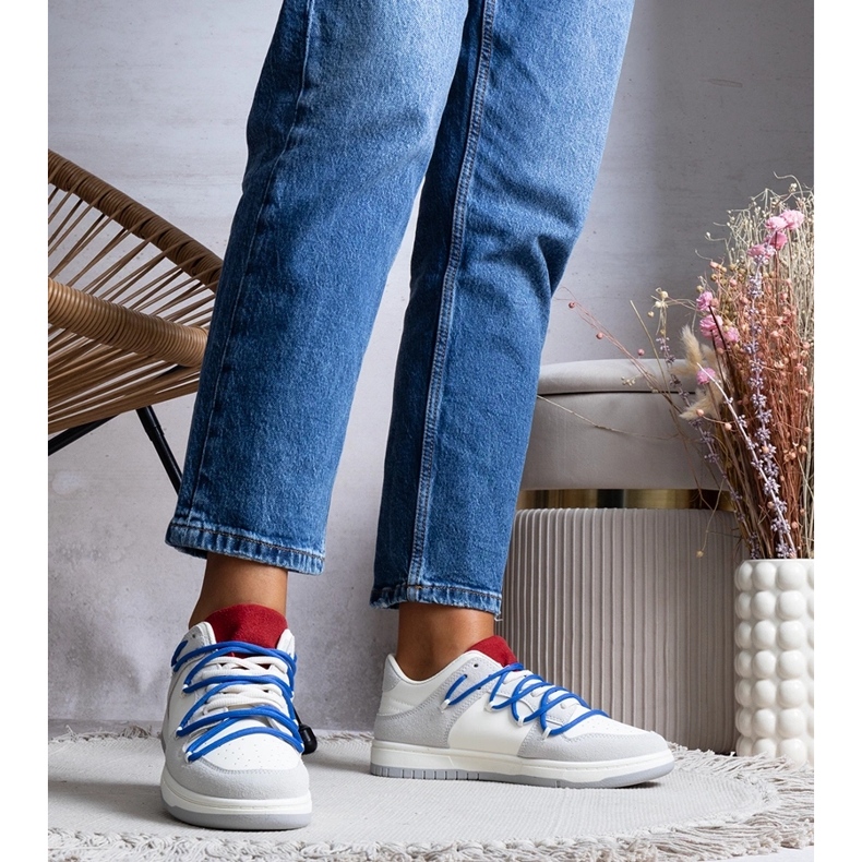 Deportivas Aucoin grises con cordones azul marino blanco 1