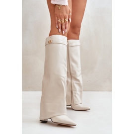 Botas de mujer de piel ecológica con parte superior vuelta y tacón alto beige claro Avamora 7