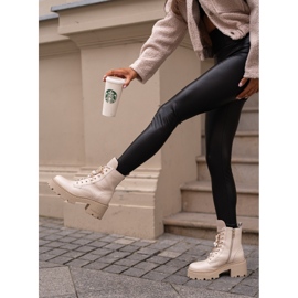 Botines Obreros Mujer Piel Con Mariposa Beige CheBello 4590 6