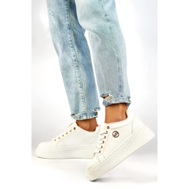 Zapatillas blancas de mujer con suela gruesa. blanco 4
