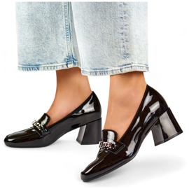 Zapatos de tacón elegantes de charol negro 3
