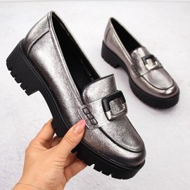 Mocasines de mujer con decoración metalizada plateada Potocki 12420 plata 1