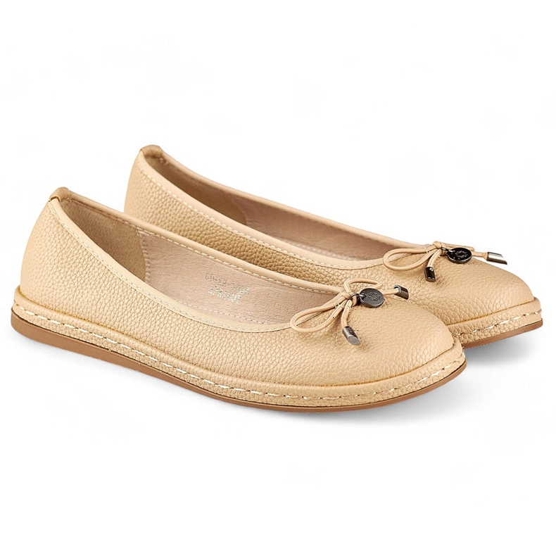 Bailarinas de mujer beige con plantilla de piel, zapatos cómodos de mujer. 1 Bailarinas de mujer beige con plantilla de piel, zapatos cómodos de mujer. 1
