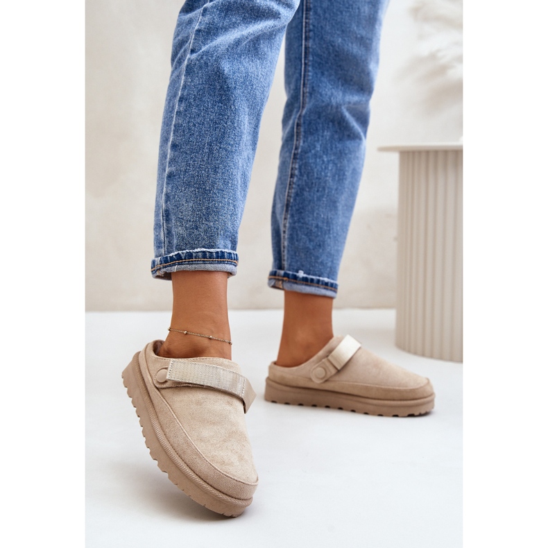 Chanclas de Mujer Beige con Forro de Pelo en la Plataforma Azida 2 Chanclas de Mujer Beige con Forro de Pelo en la Plataforma Azida 2