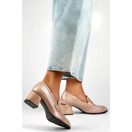 Zapatos beige charol con tacón bajo y cómodo, elegantes zapatos de tacón beige 4