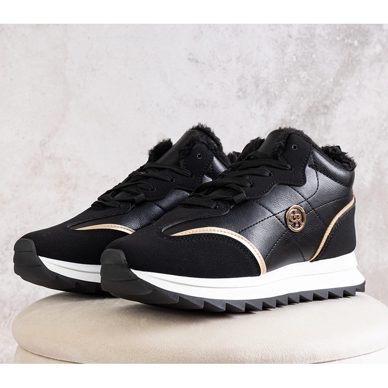 Zapatillas altas negras con aislamiento de Mikaela negro 1 Zapatillas altas negras con aislamiento de Mikaela negro 1