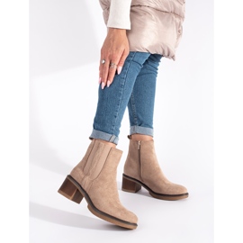 Seastar Botas Chelsea de ante beige con tacón alto 1