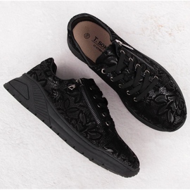 Zapatos mujer de piel negra con flores T.Sokolski J24-333 negro 3